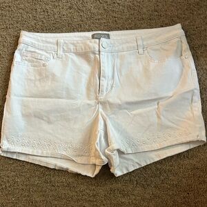 Falls Creek Women's White Shorts